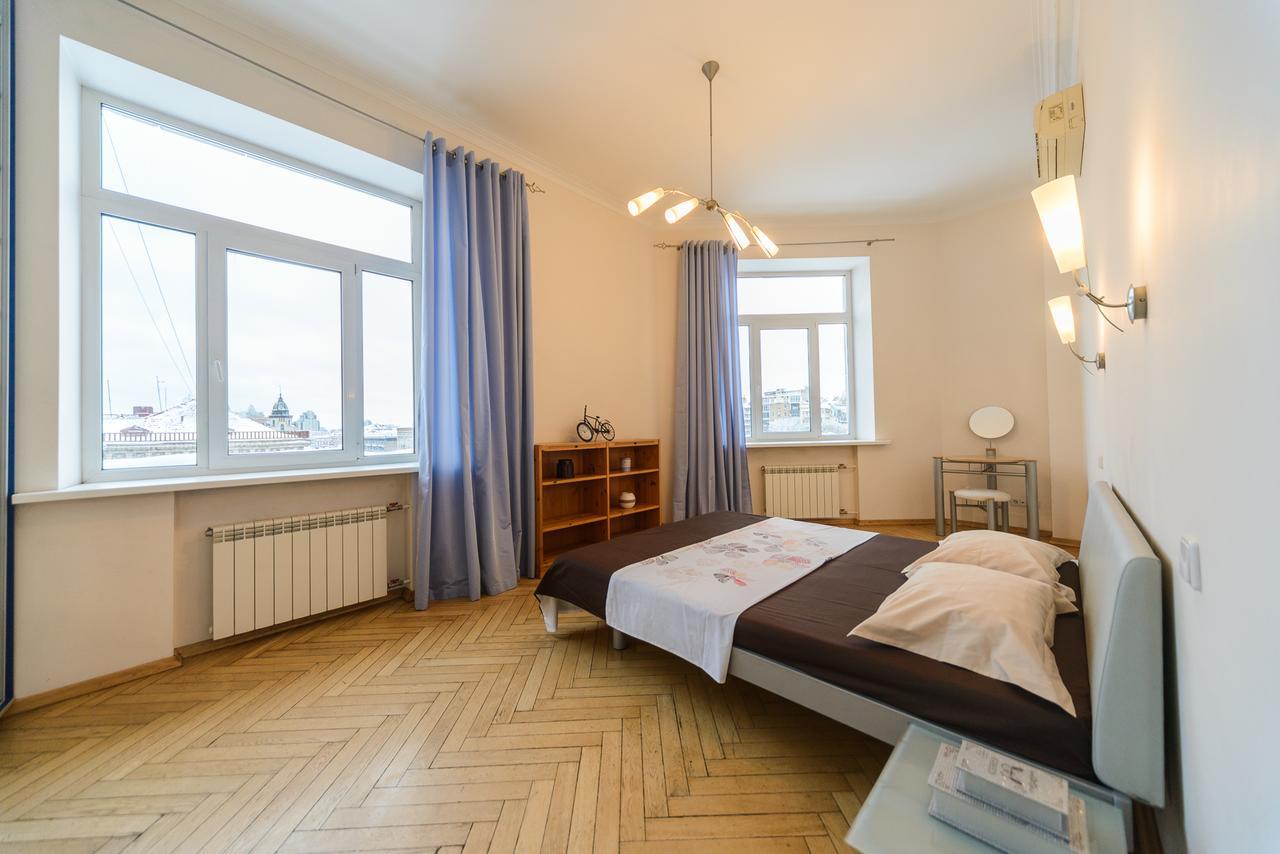 Apartments On Khreschatyk 27 Киев Экстерьер фото